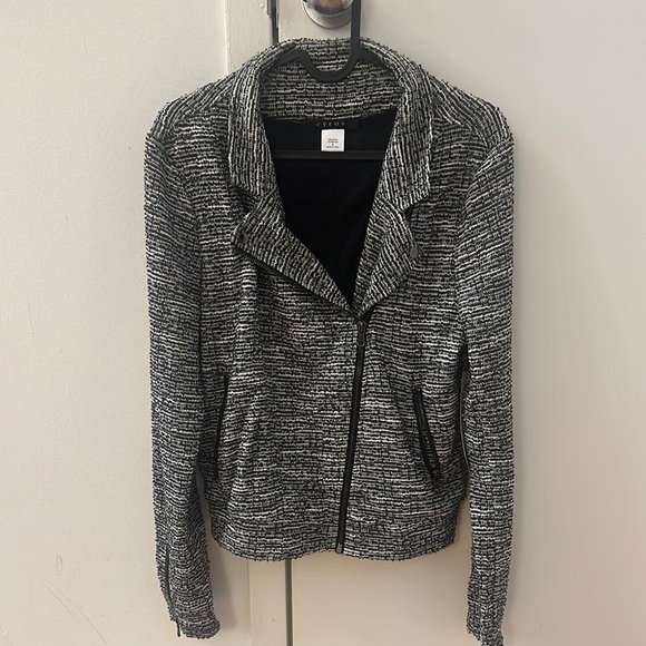 Black and White Blazer with Asymmetrical Design - Picture 1 of 3